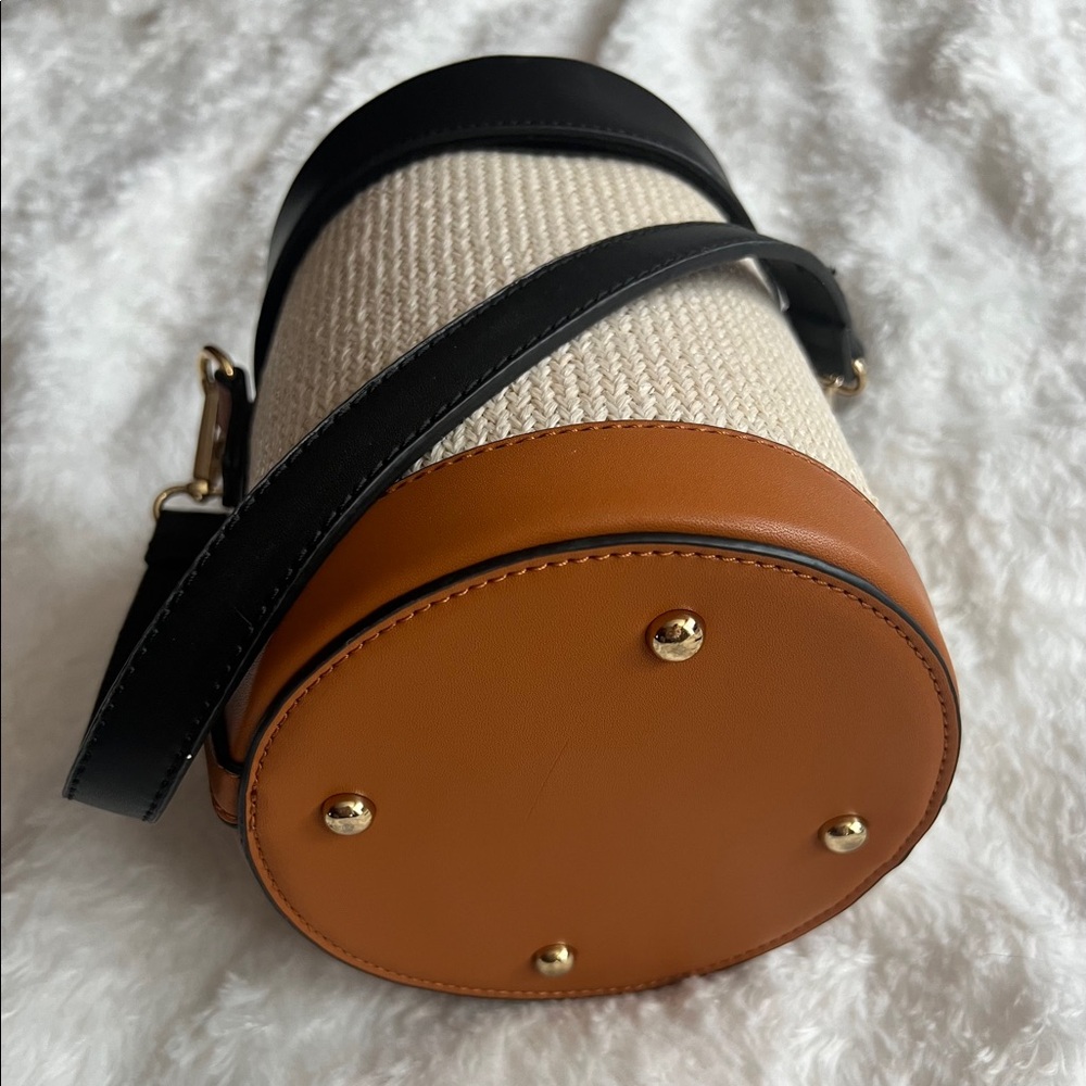 Purse - Picture 4 of 5